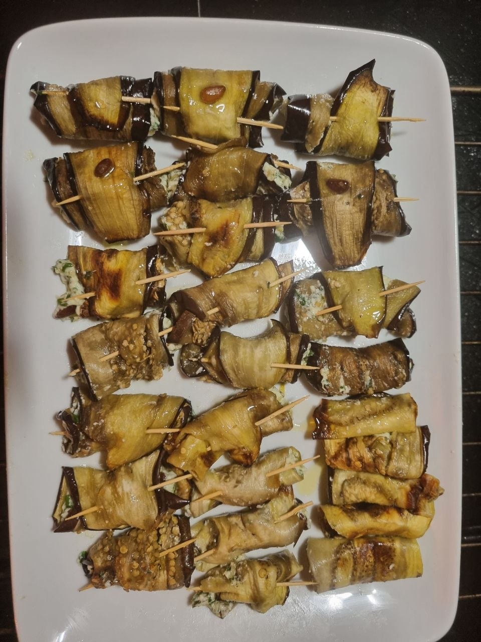 Petits rouleaux d&rsquo;aubergine et de brousse du Rove