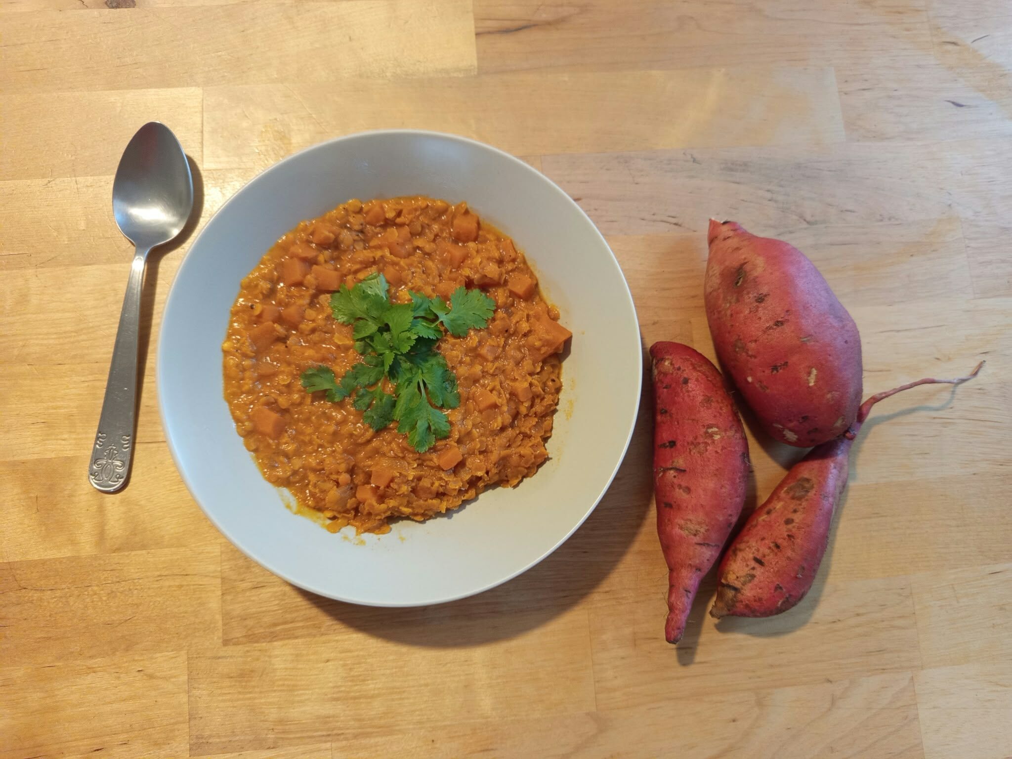 Dhaal de lentilles corail  et patate douce